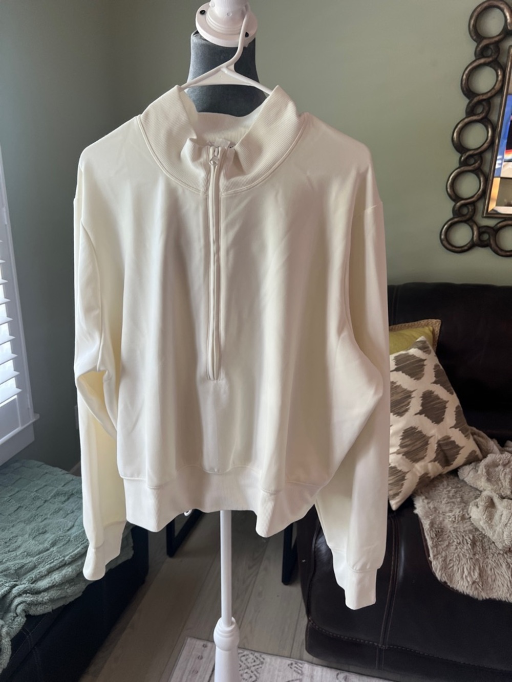 Good American Cream Utility Jacket and Shorts Set - Picture 2 of 13
